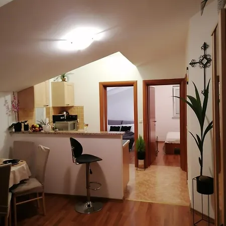 Glorry & Marcelo Apartament