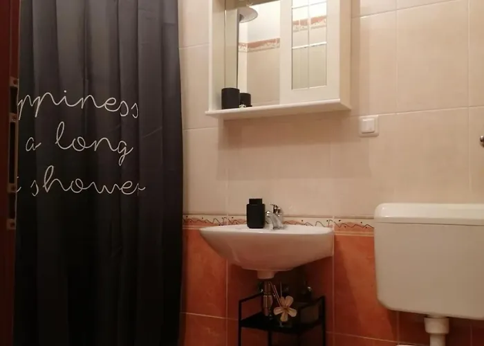 Glorry & Marcelo アパート